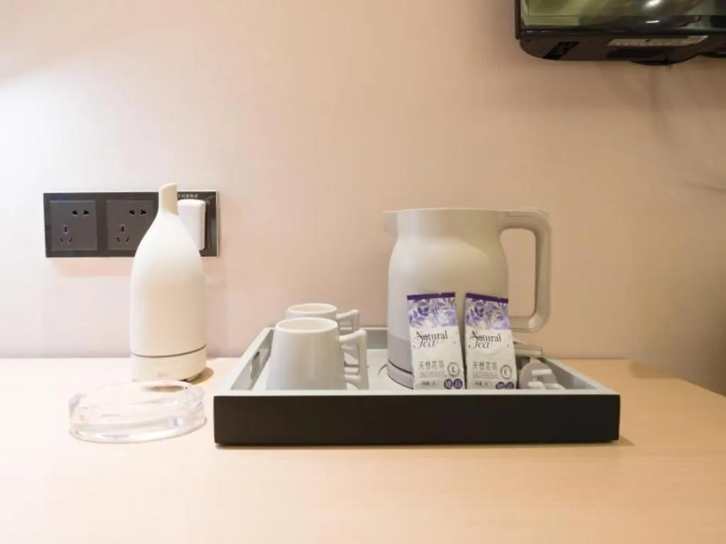 Lavande Hotels-Anyang Wojin Wanda Plaza Hotel